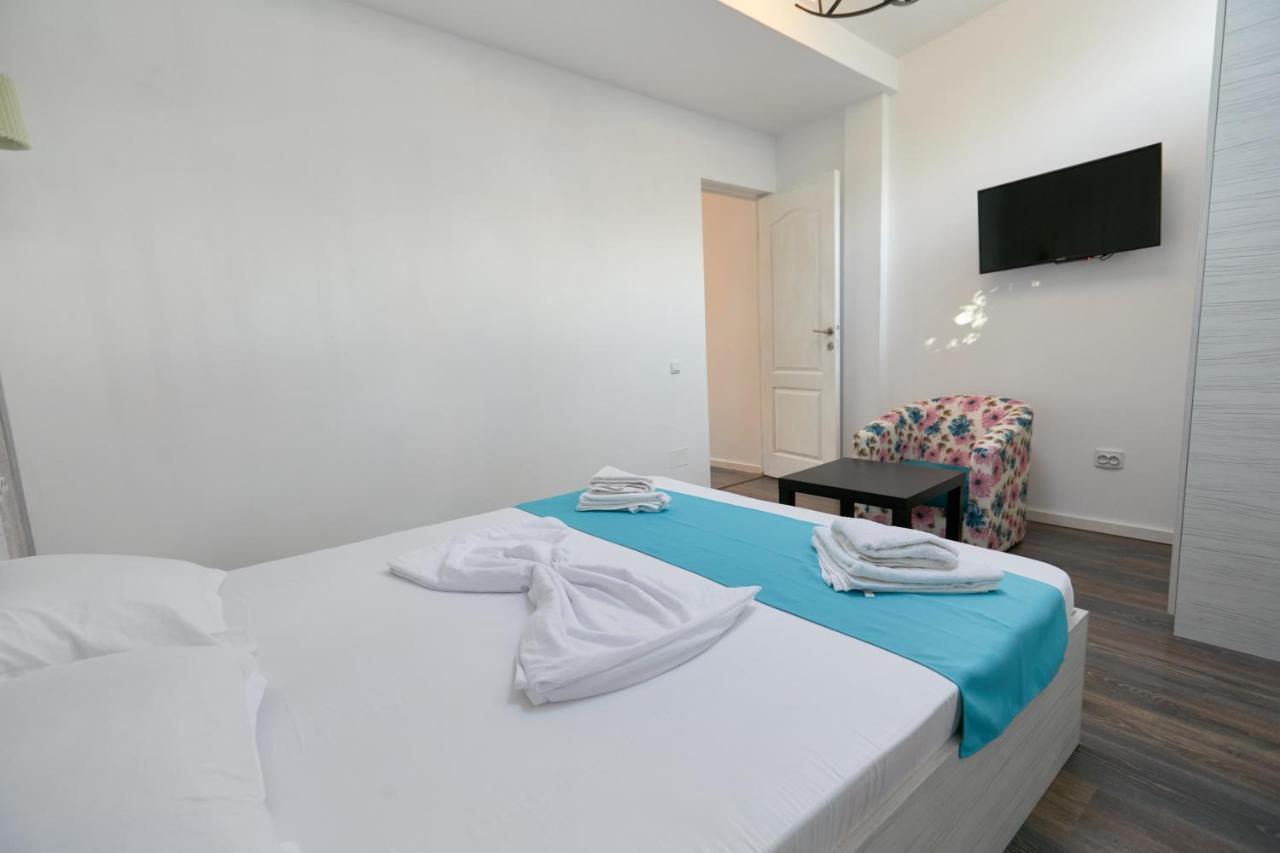 Stanford Apartments Bucarest Esterno foto
